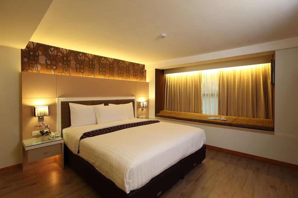 Prestige Suites Nana Bangkok Extérieur photo