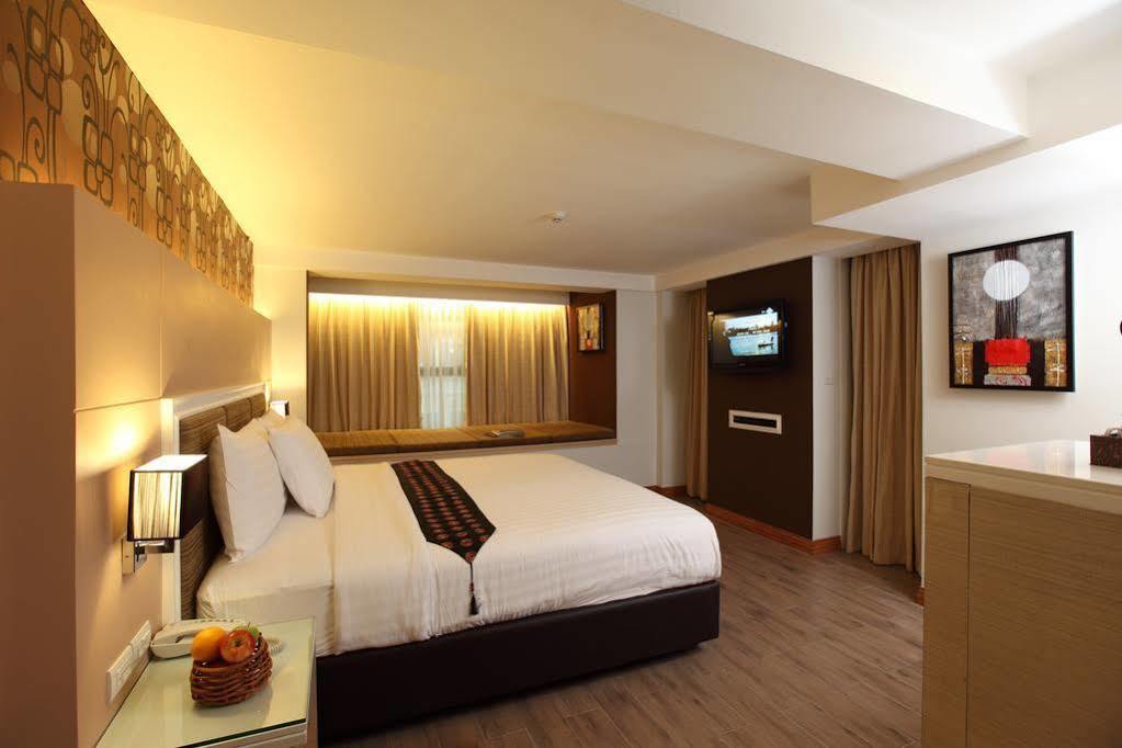 Prestige Suites Nana Bangkok Extérieur photo